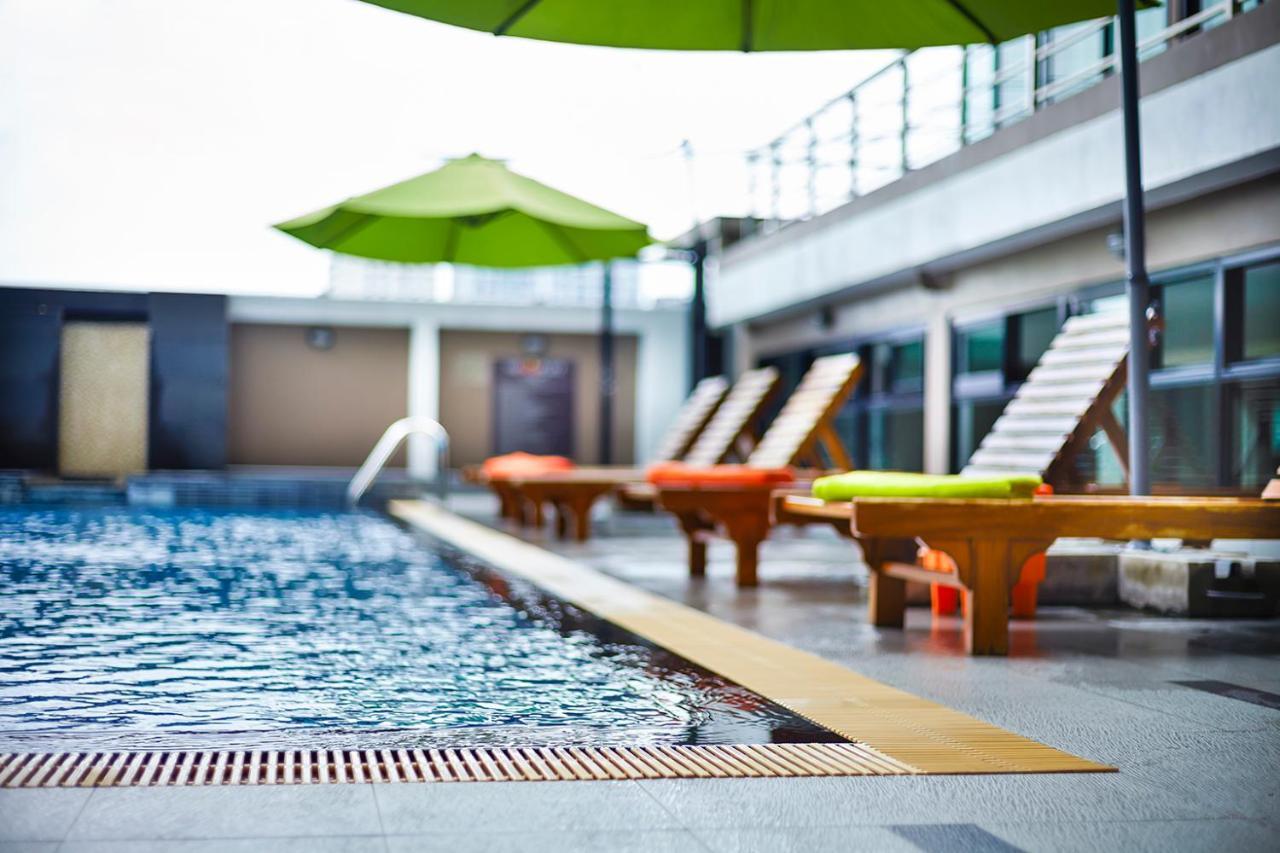 The Plimplace Hotel Bangkok Extérieur photo